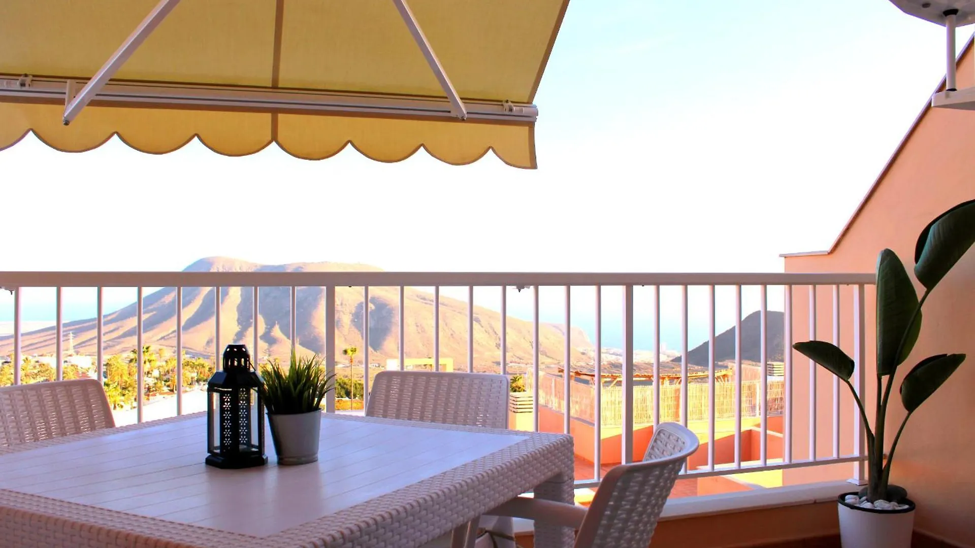 Sweet Sunset Apartment Chayofa Spain